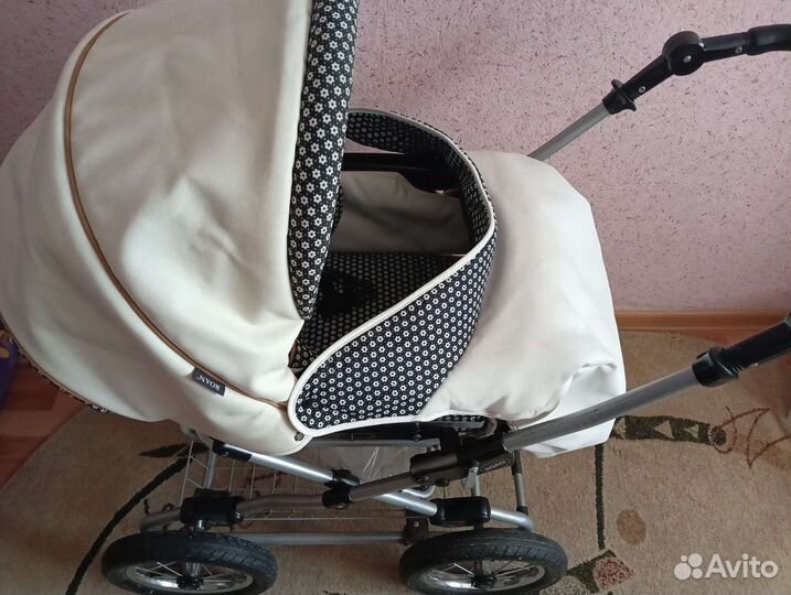 Коляска 2 в 1 Roan bass