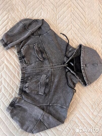 Куртка трикотажная укороченная