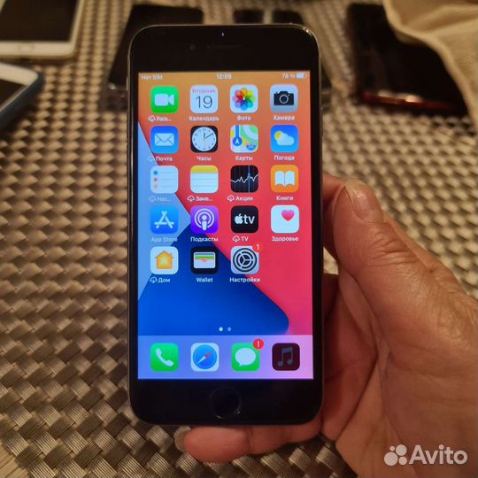 Телефон Apple iPhone 6S 32 gb