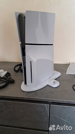 PS5 slim 1tb CFI-2000A