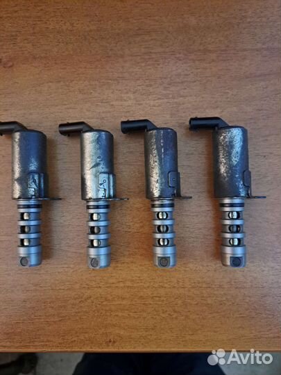 Клапан изменения фаз грм Audi 2.8