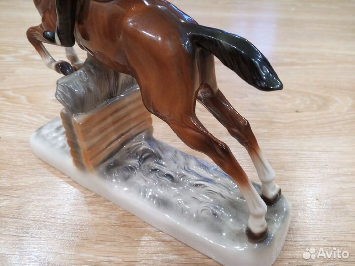 Статуэтка Наездница, Германия