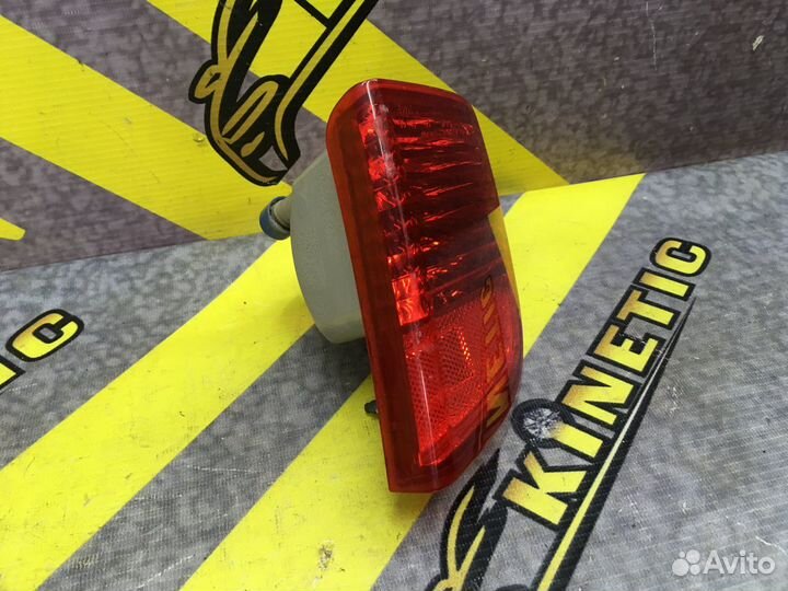 Фонарь правый Lexus LX 450D 570 Land Cruiser 200