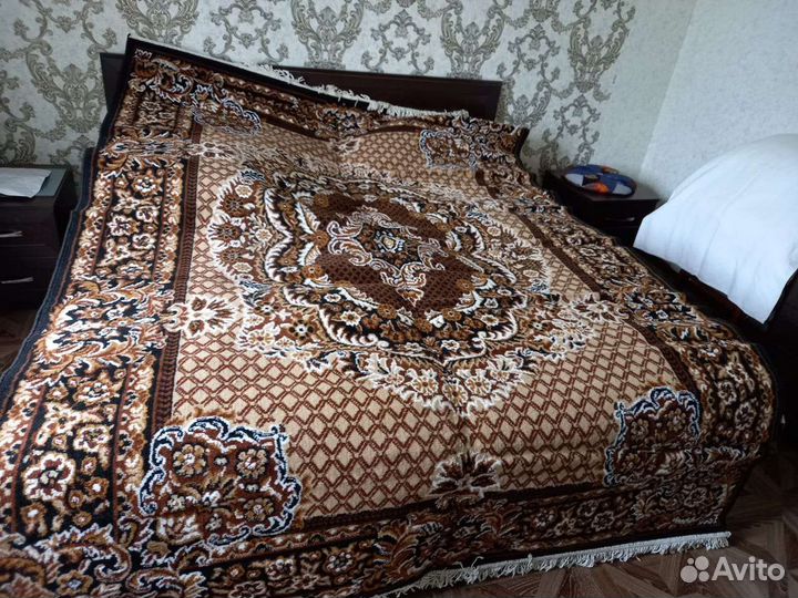 Ковры и паласы новые