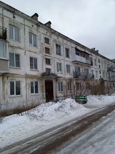 2-к. квартира, 43 м², 3/3 эт.