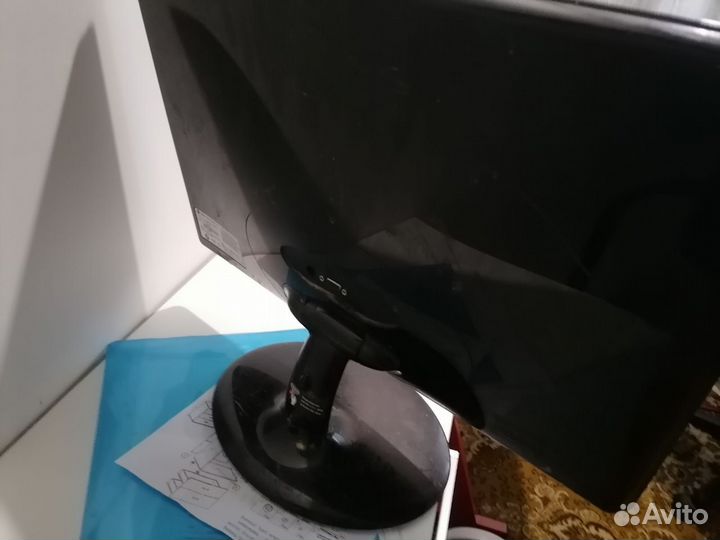 Монитор LG Flatron E2050S