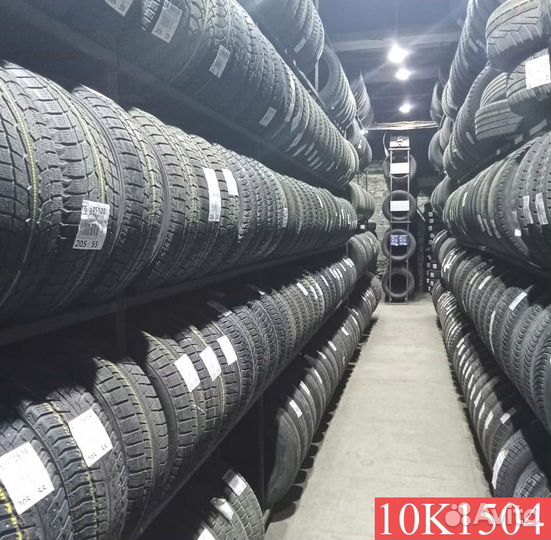 Bridgestone Blizzak LM-25 215/55 R17 98M