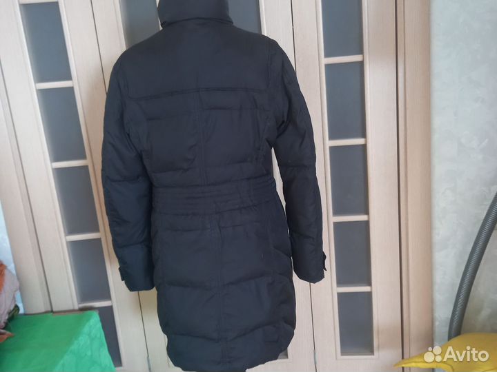 Черный пуховик женский 46разм флис воротник
