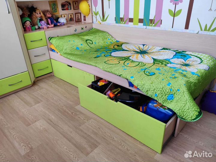 Детский гарнитур