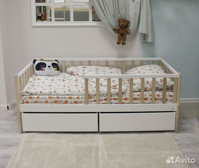 Детская кровать из березы