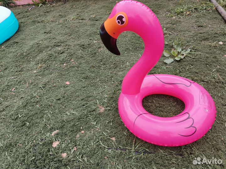 Надувной фламинго