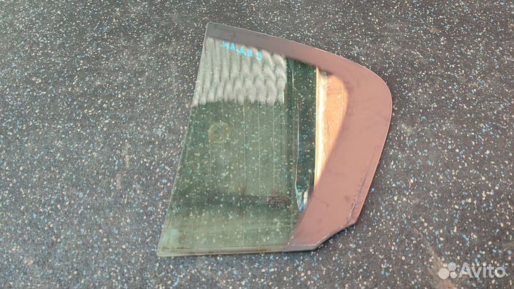 Стекло двери заднее правое VW Passat b6