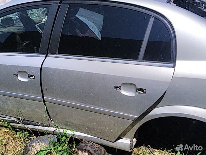Дверь задняя левая Опель Вектра Ц