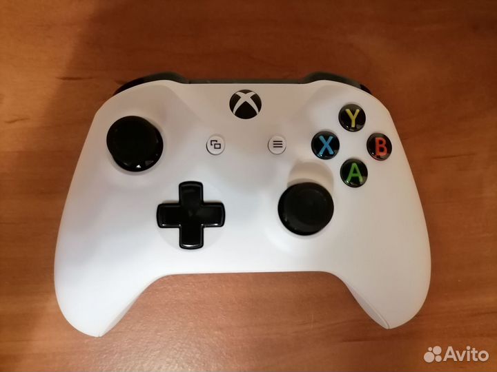 Xbox One s 1tb с играми