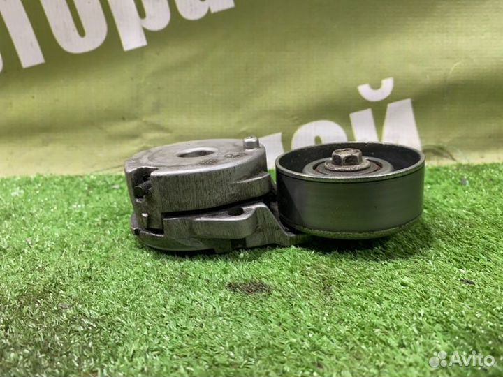 Натяжитель ремня генератора Nissan Qashqai J10