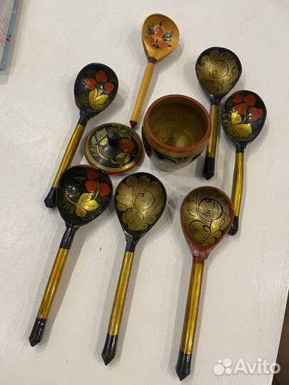 Набор посуды хохлома