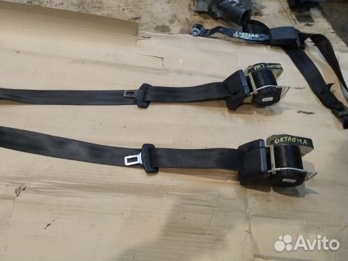 Ремень безопасности задний застежка Шкода Октавия