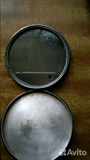 Пудреница 50-х годов