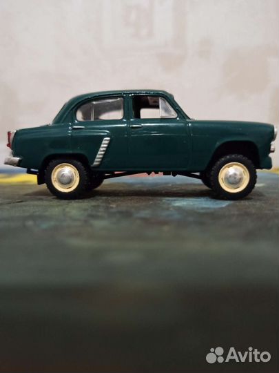 Коллекционная модель автомобиля