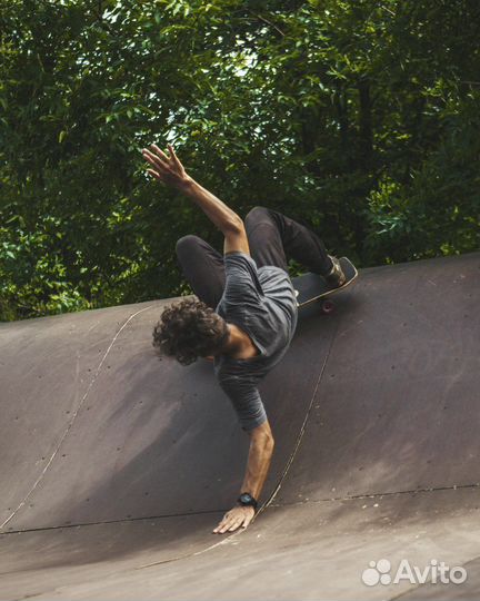 Инструктор по серфскейту