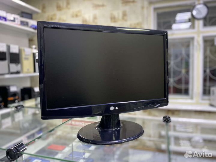 Монитор LG