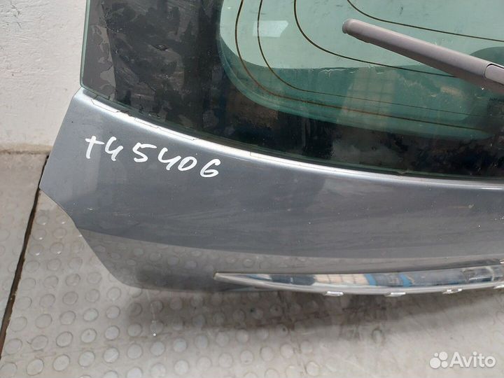 Крышка багажника Peugeot 407