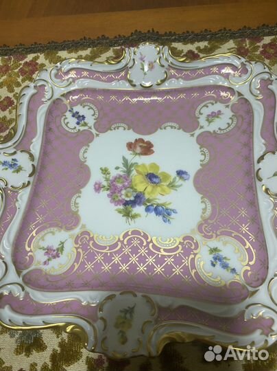 Антикварная тарелка