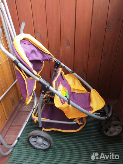 Коляска для кукол