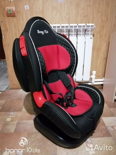 Детское автомобильное кресло бу