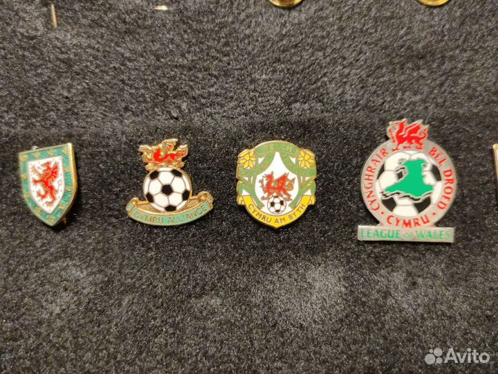 Знаки Федерации футбола Уэльса