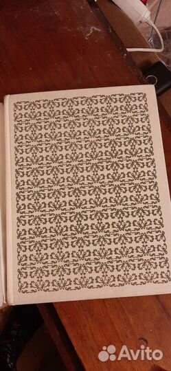 Schlösser und Gärten um Dresden Книга