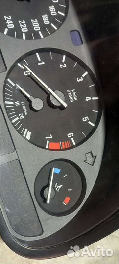 Щиток приборов BMW5 E39