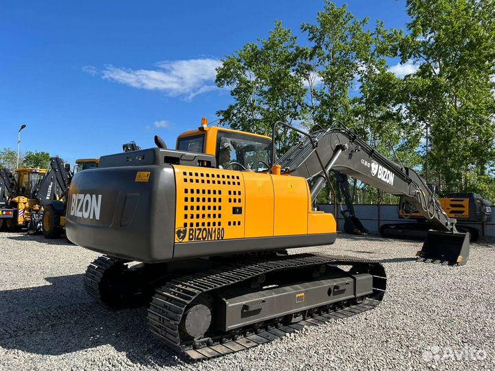 Гусеничный экскаватор Bizon 180, 2023
