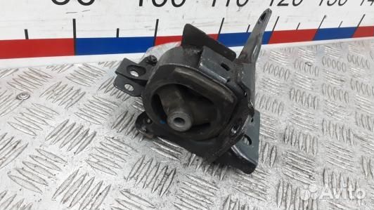 Подушка двигателя дизельная toyota avensis T25 (4B