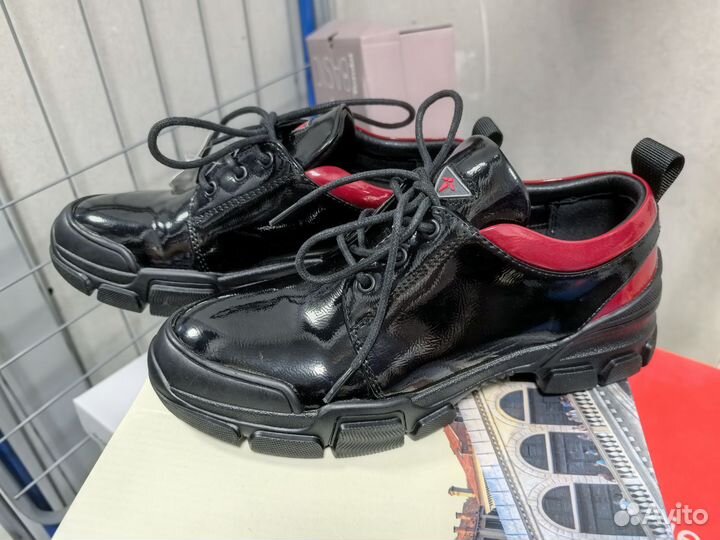 Полуботинки новые 36 размер