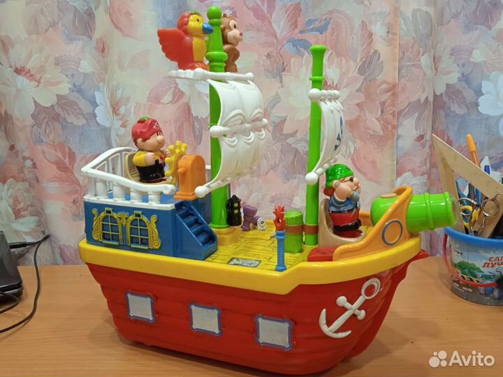 Корабль пиратский + паром