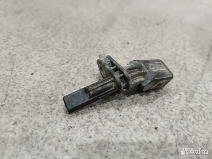 Передний правый датчик ABS для VW Passat CC