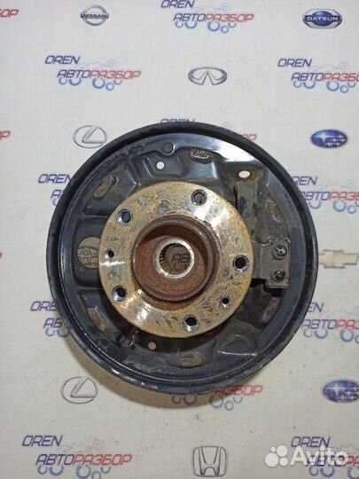 Кулак поворотный задний правый Nissan Terrano D10