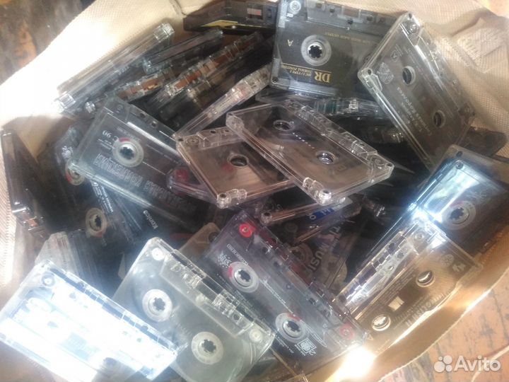 Аудиокассеты разные 380шт