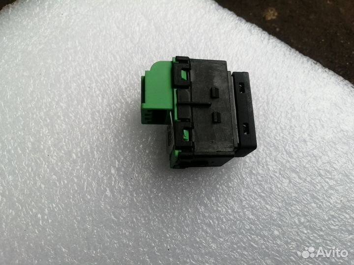 Кнопка аварийки Range Rover Sport 2 Vogue L405