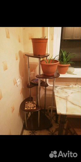 Подставка под цветы