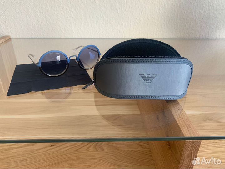 Солнцезащитные очки emporio armani