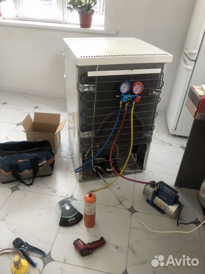 Ремонт стиральных машин и холодильников