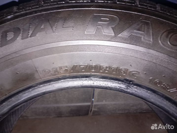 Hankook Radial RA08 215/70 R16C