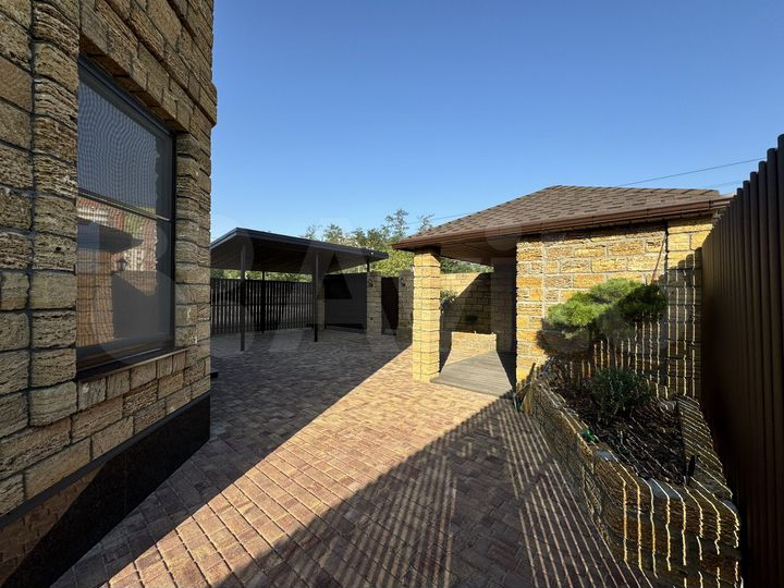 Дом 163,5 м² на участке 3 сот.