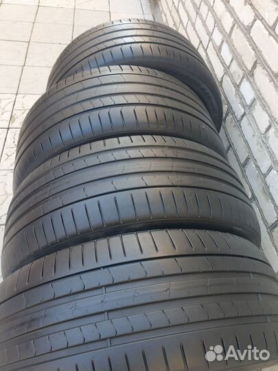 Pirelli P Zero 275/35 R20 и 245/40 R20