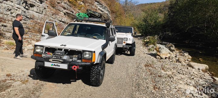 Jeep Cherokee 2.5 МТ, 1994, 300 000 км