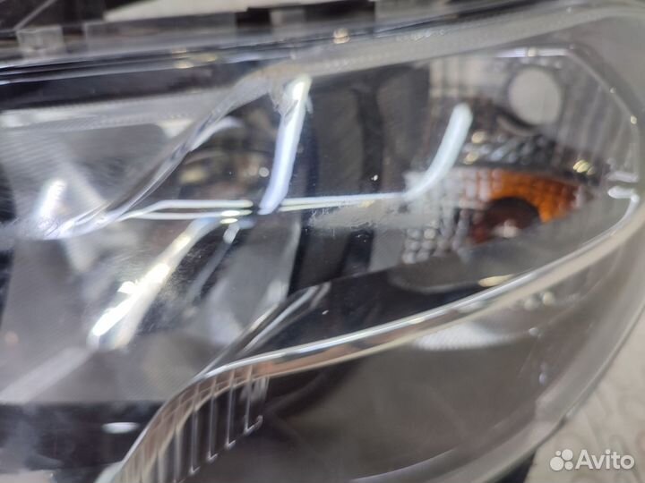 Фара левая Лада Нива Тревел 2020