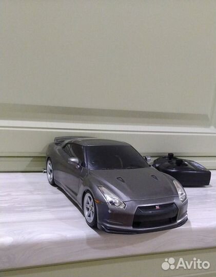 Nikko Радиоуправляемая модель Nissan GT-R