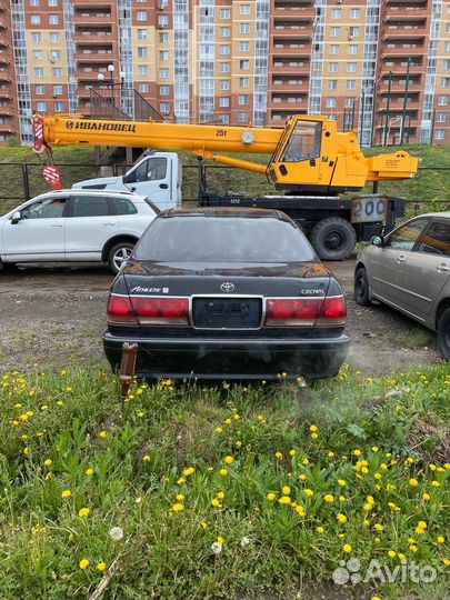 Toyota Crown S175 в разбор